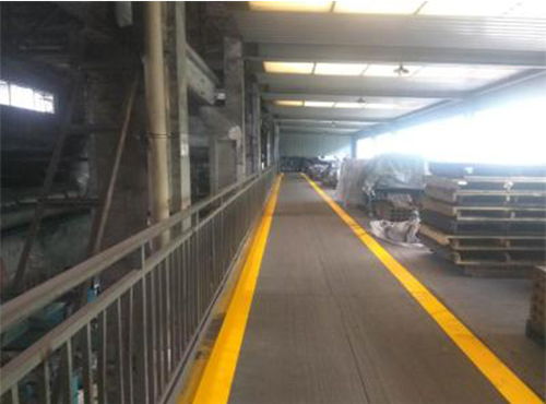 黃岡名人交通設施工程 停車位與紅安劃線在現(xiàn)代交通安全中的重要性