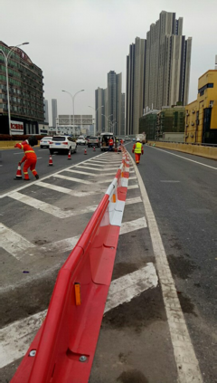 武漢市道路升級進入收官階段，交通安全設施安裝同步提速